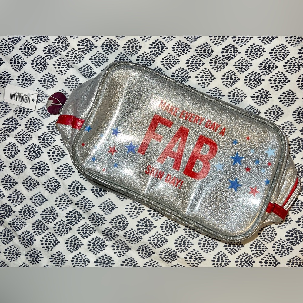 🤩 5 FOR $15 NWT First Aid Beauty Cosmetic Pouch